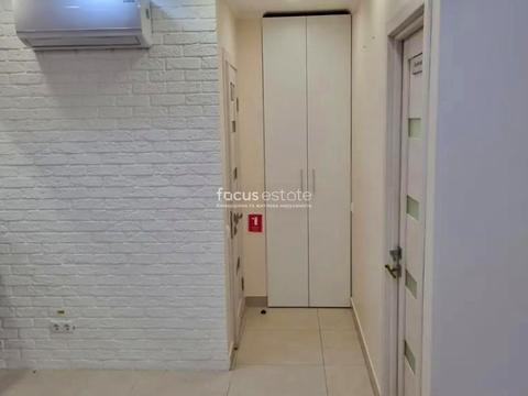 коммерческая по адресу Николая Михновского бульв. (Дружбы Народов), 32