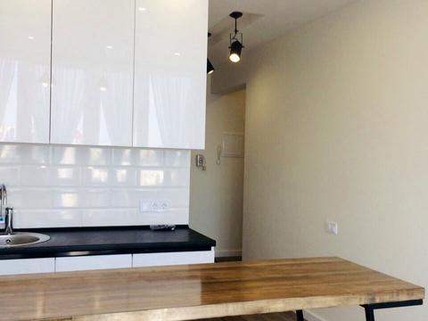 квартира за адресою Середньофонтанська вул., 35