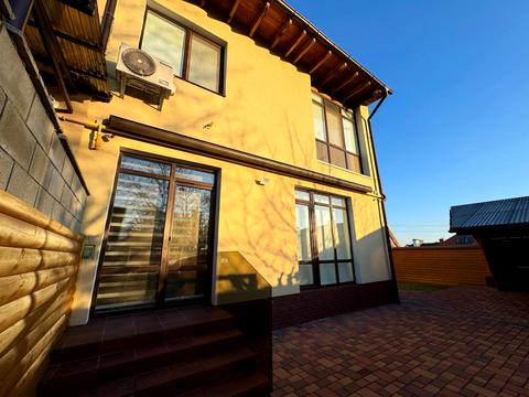 будинок за адресою Неофіта Кибалюка вул., 10