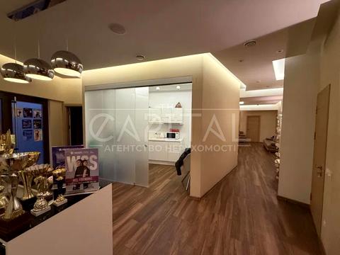 комерційна за адресою Євгена Коновальця вул. (Щорса), 36Д