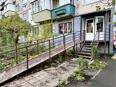 коммерческая по адресу Соломенская ул., 28