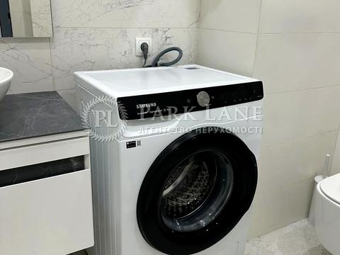 квартира за адресою Дніпровська набережна вул., 18-А