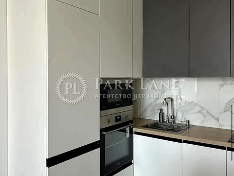 квартира за адресою Дніпровська набережна вул., 18-А