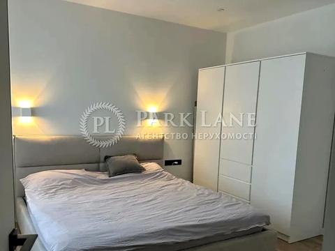 квартира за адресою Дніпровська набережна вул., 18-А