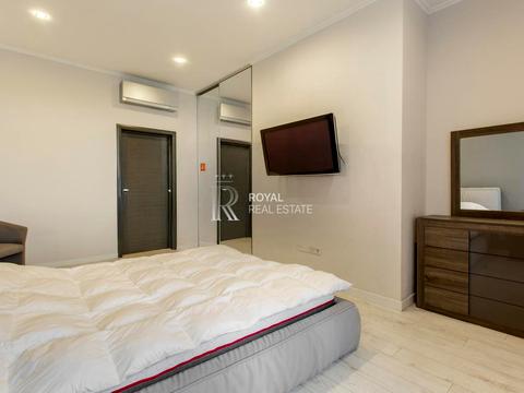 квартира за адресою Андрія Верхогляда вул. (Михайла Драгомирова), 11