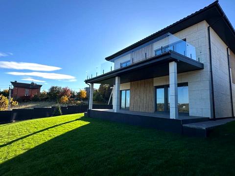 будинок за адресою Ватутіна пров.