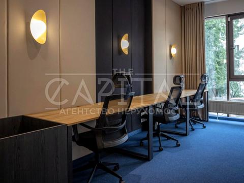 комерційна за адресою Василя Тютюнника вул. (Анрі Барбюса), 28-А