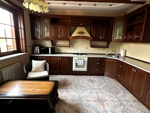 будинок за адресою пров.Славетний, 4