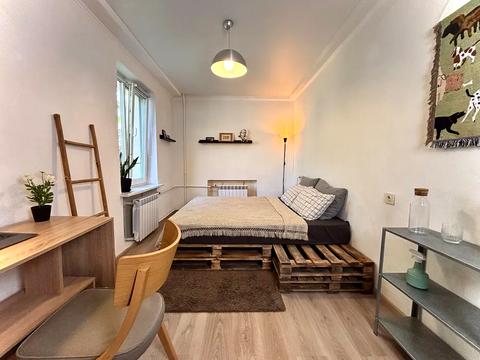 квартира за адресою Марії Приймаченко бульв. (Академіка Ліхачова), 6-А