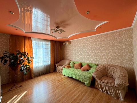 квартира за адресою Зарічанська вул., 11л