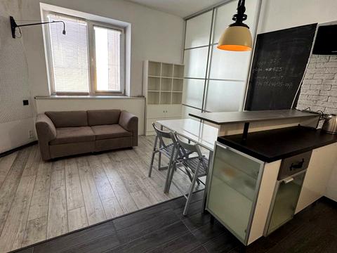 квартира за адресою Педагогічна вул., 6