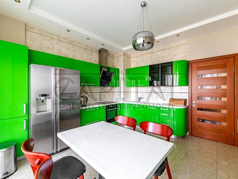 квартира за адресою Андрія Верхогляда вул. (Михайла Драгомирова), 12