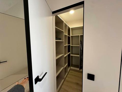 квартира по адресу Угорская ул., 14