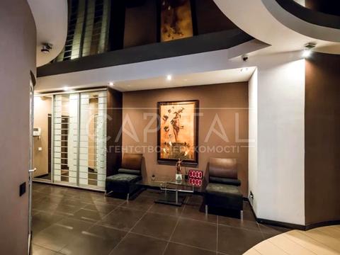 комерційна за адресою Велика Васильківська вул. (Червоноармійська), 67/7