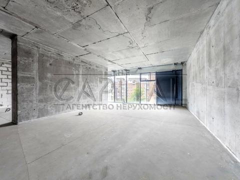 комерційна за адресою Предславинська вул., 20