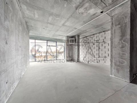 комерційна за адресою Предславинська вул., 20