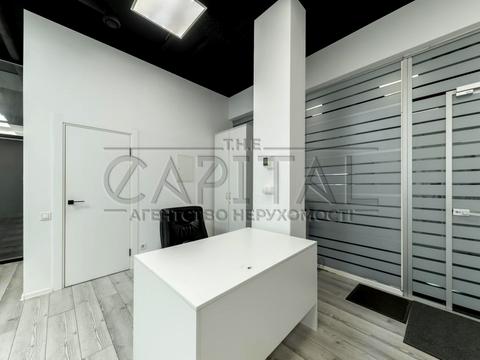 комерційна за адресою Редутна вул., 60