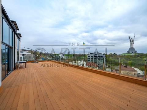 комерційна за адресою Редутна вул., 60