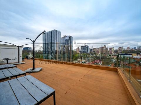 комерційна за адресою Редутна вул., 60