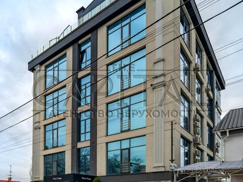 комерційна за адресою Редутна вул., 60