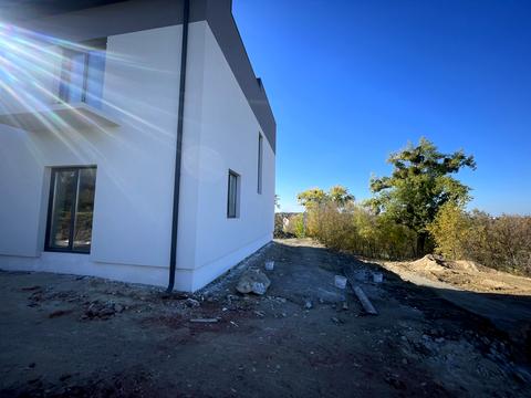 дом по адресу Счастливая ул.