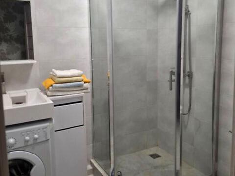 квартира по адресу Владимира Антоновича ул. (Артема), 18