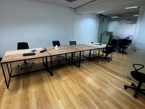 комерційна за адресою Євгена Коновальця вул. (Щорса), 36-Д