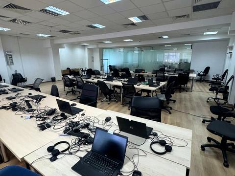 комерційна за адресою Євгена Коновальця вул. (Щорса), 36-Д