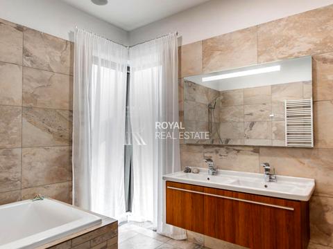 будинок за адресою 126-та Садова вул.