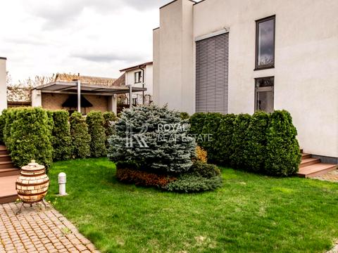 будинок за адресою 126-та Садова вул.