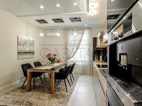 квартира за адресою Круглоуніверситетська вул., 3-5