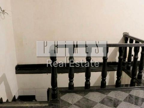 комерційна за адресою Лютеранська вул., 4