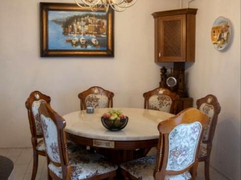 квартира за адресою Різдвяна вул., 50