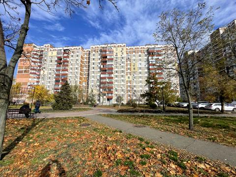 квартира за адресою Червоної Калини просп. (Володимира Маяковського), 38/10