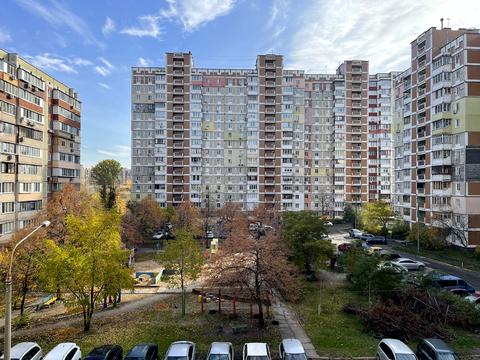 квартира за адресою Червоної Калини просп. (Володимира Маяковського), 38/10