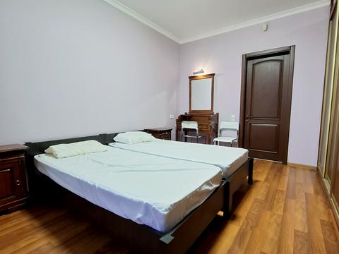 квартира за адресою Олександра Довженка вул., 10