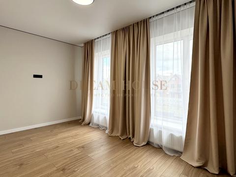 будинок за адресою Сім'ї Шкарівських вул.