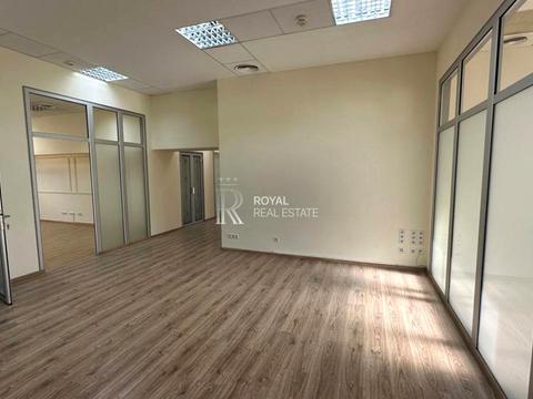 комерційна за адресою Володимирська вул., 101 к1