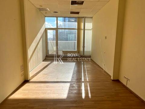 комерційна за адресою Володимирська вул., 101 к1