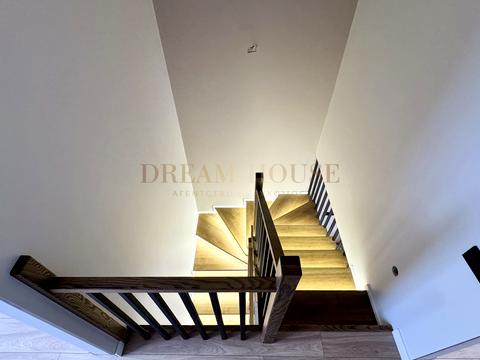 будинок за адресою Сім'ї Шкарівських вул.