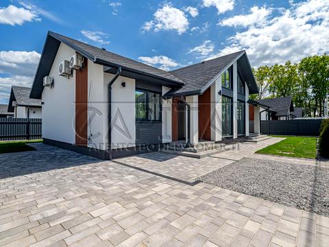 будинок за адресою Подільська вул., 8