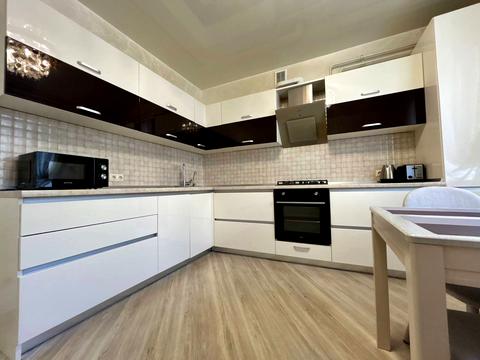 квартира за адресою Зарічанська вул., 11