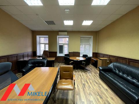 комерційна за адресою Фролівська вул., 1/6