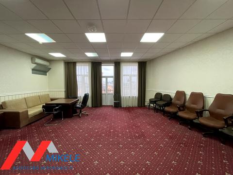 комерційна за адресою Фролівська вул., 1/6