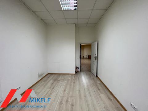 комерційна за адресою Фролівська вул., 1/6