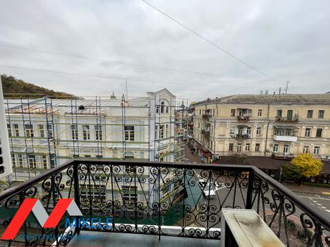 комерційна за адресою Фролівська вул., 1/6