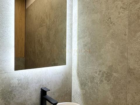 будинок за адресою Сім'ї Шкарівських вул.