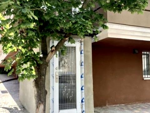 кімната за адресою Чорноморськ (Іллічівськ), Захисників України вул. (1-го Травня), 1В