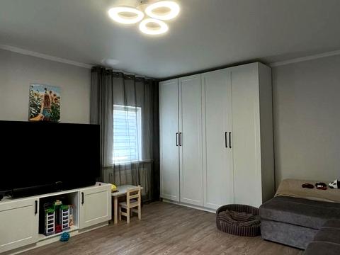 дом по адресу Степана Бандеры ул.