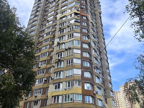 квартира за адресою Петра Григоренка просп., 20